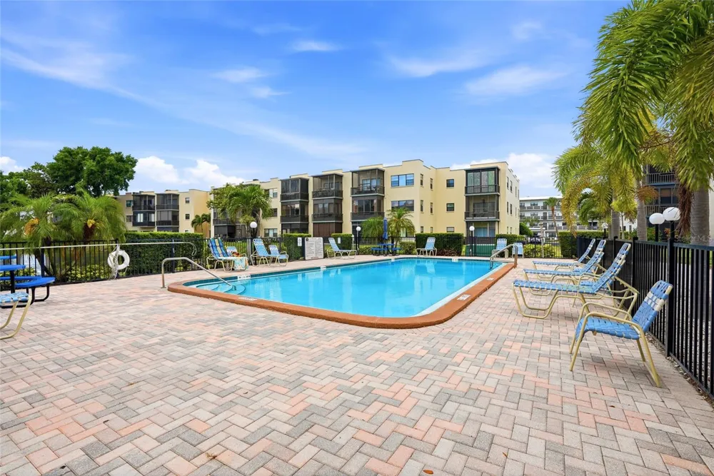 5967 TERRACE PARK DRIVE #201 St Petersburg, FL 33709