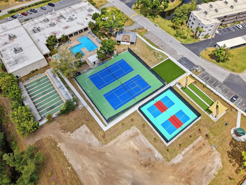 5967 TERRACE PARK DRIVE #201 St Petersburg, FL 33709
