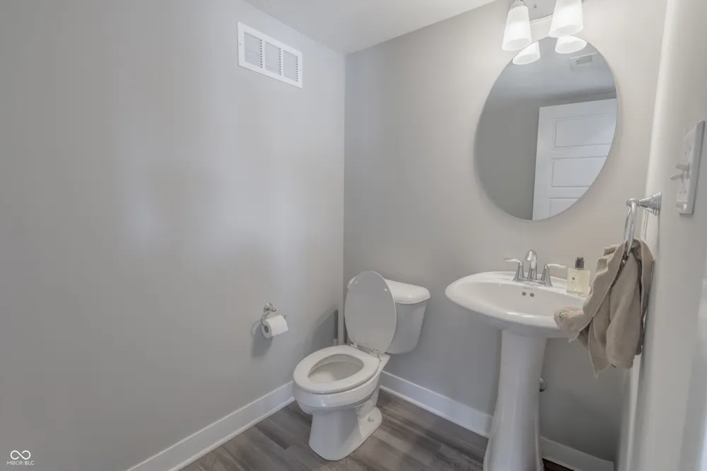 13484 Erlen Drive Fishers, IN 46037