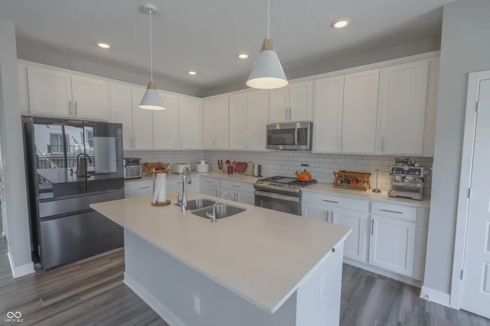 13484 Erlen Drive Fishers, IN 46037