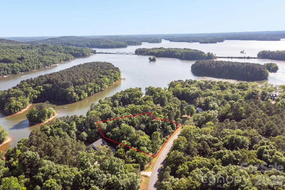 345 Emerald Isle Court Lexington, NC 27292
