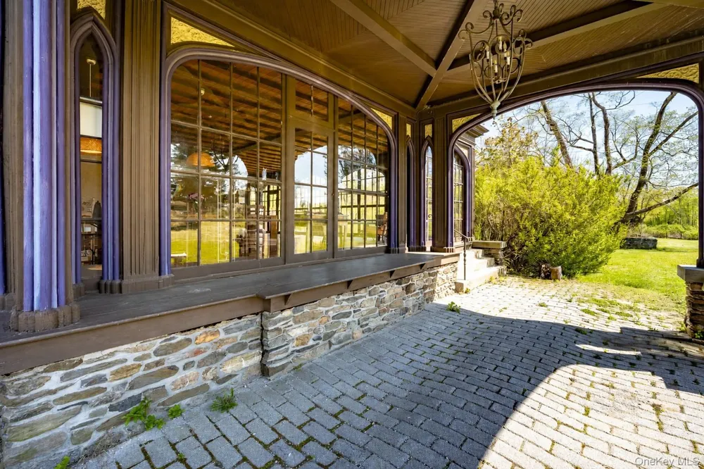 618 Quaker Hill Road Pawling, NY 12564