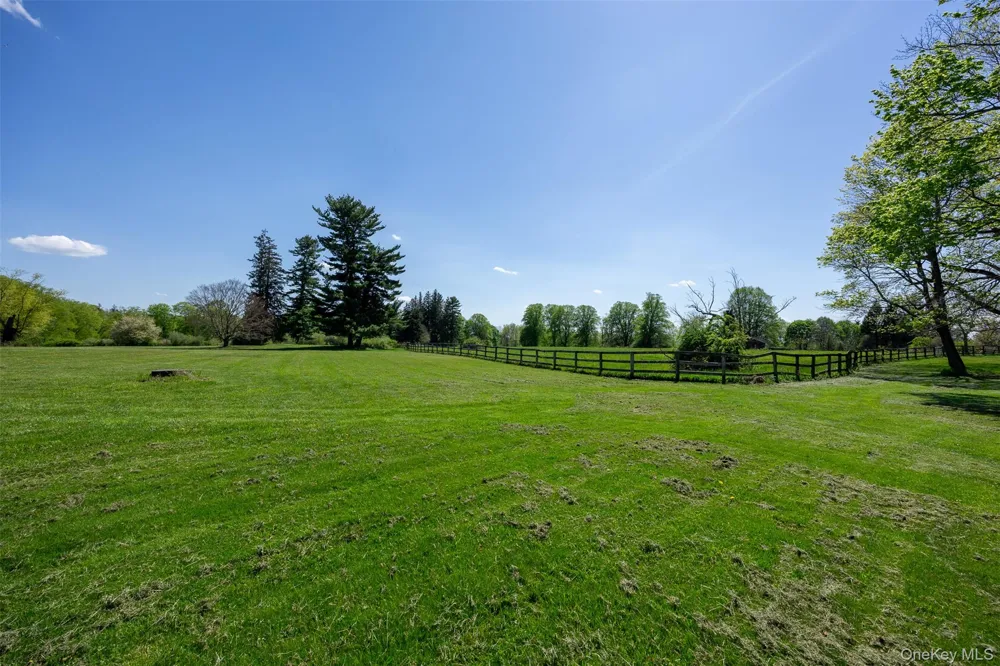 618 Quaker Hill Road Pawling, NY 12564