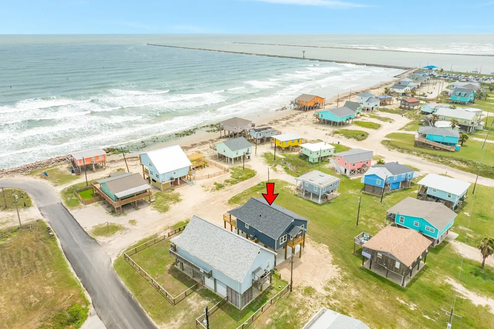 1106 White Cap Drive Surfside Beach, TX 77541