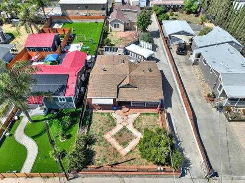 1336 Peach Avenue