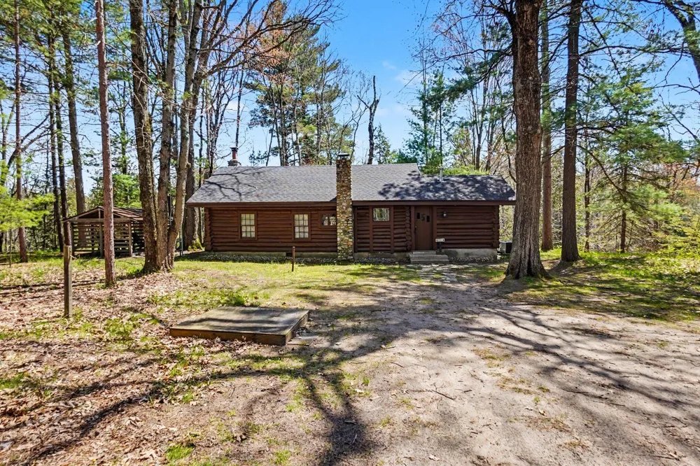 7235 E Ridge Road Branch, MI 49402