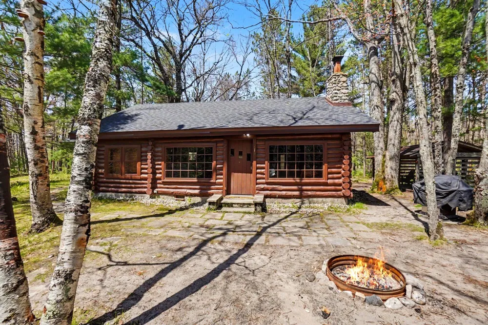 7235 E Ridge Road Branch, MI 49402