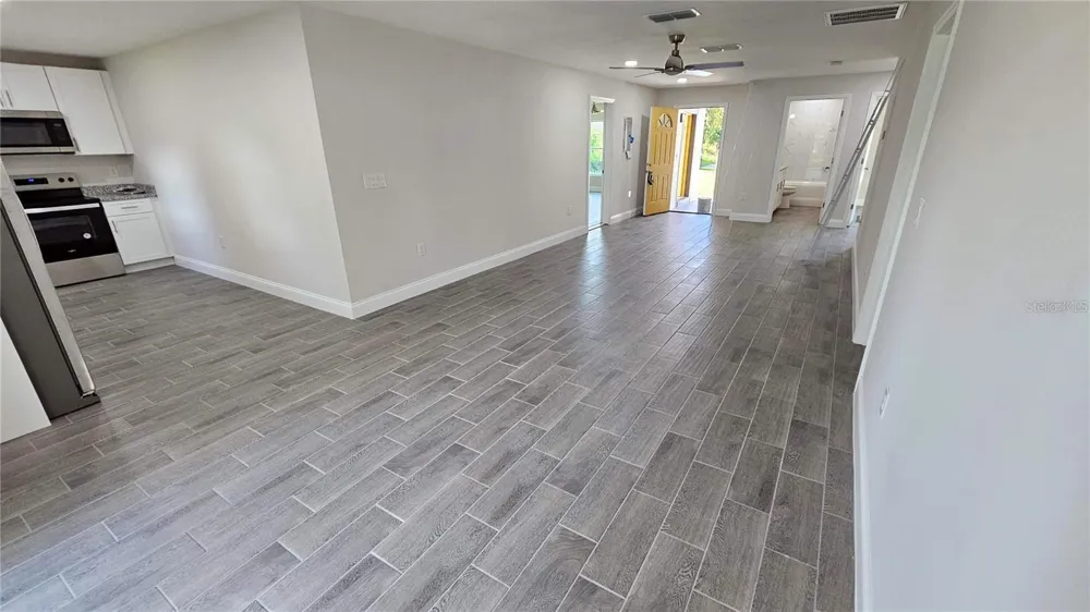 604 LIME AVENUE Dundee, FL 33838