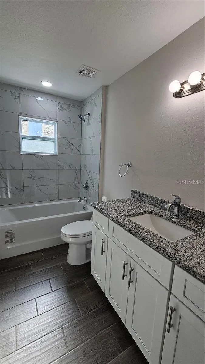 604 LIME AVENUE Dundee, FL 33838