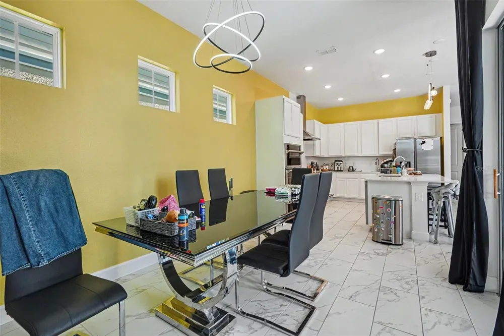 1432 REUNION BOULEVARD Reunion, FL 34747