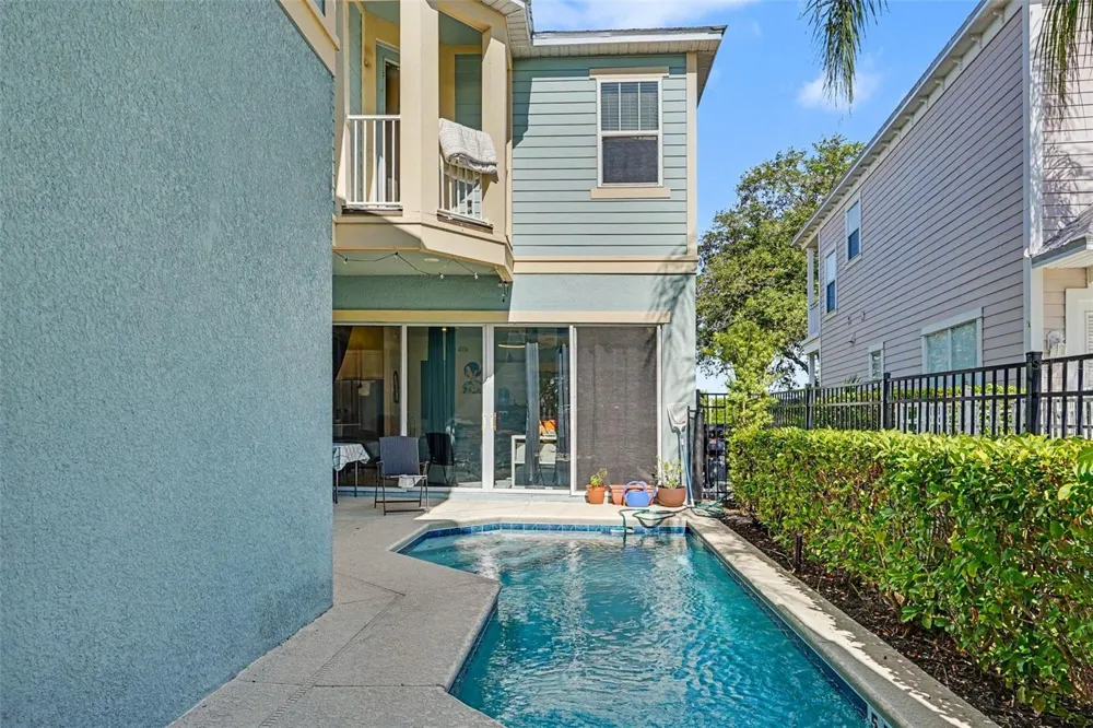 1432 REUNION BOULEVARD Reunion, FL 34747