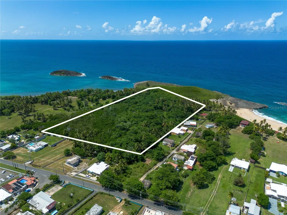 Carr 681 Km 4.5 BO.ISLOTE Arecibo, PR 00613