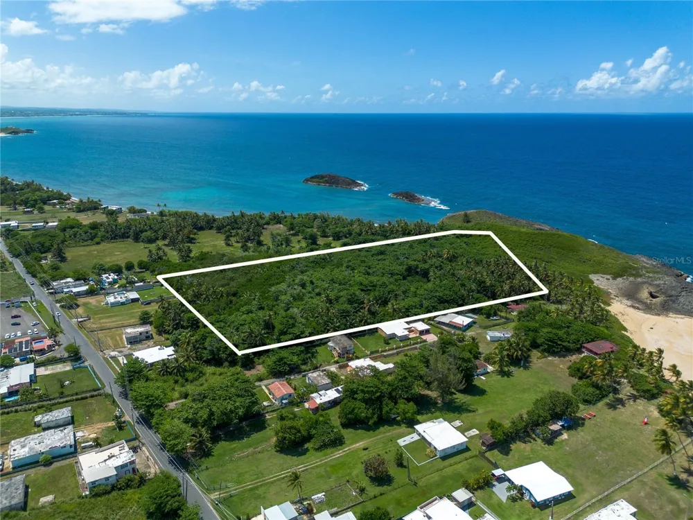 Carr 681 Km 4.5 BO.ISLOTE Arecibo, PR 00613