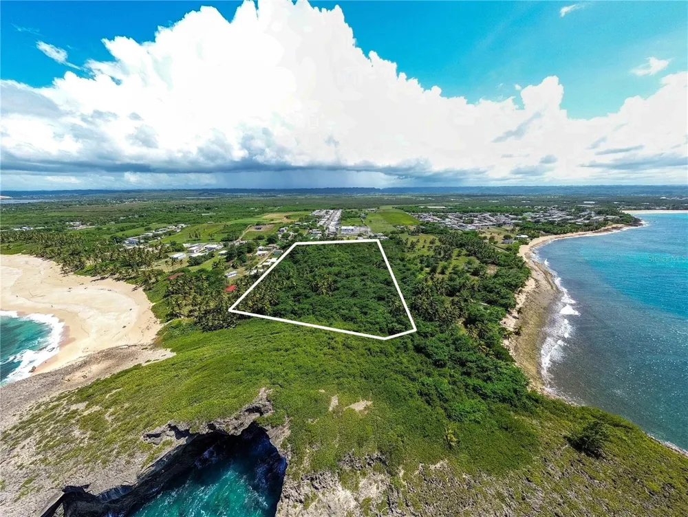 Carr 681 Km 4.5 BO.ISLOTE Arecibo, PR 00613