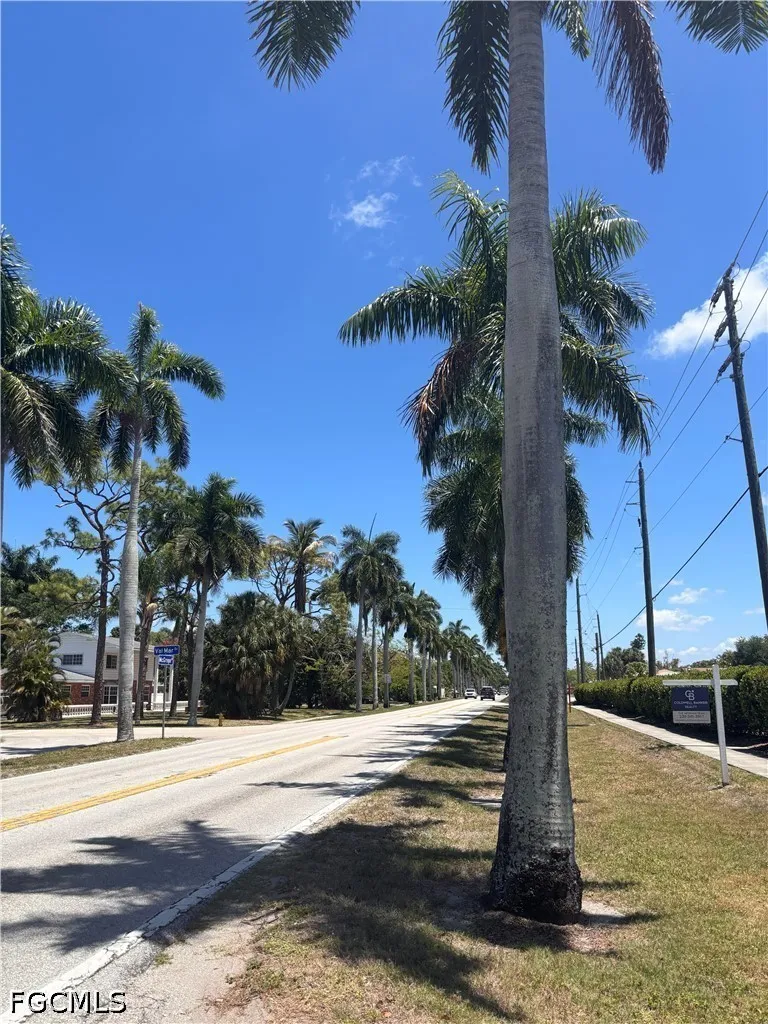 McGregor Boulevard #104 Fort Myers, FL 33919