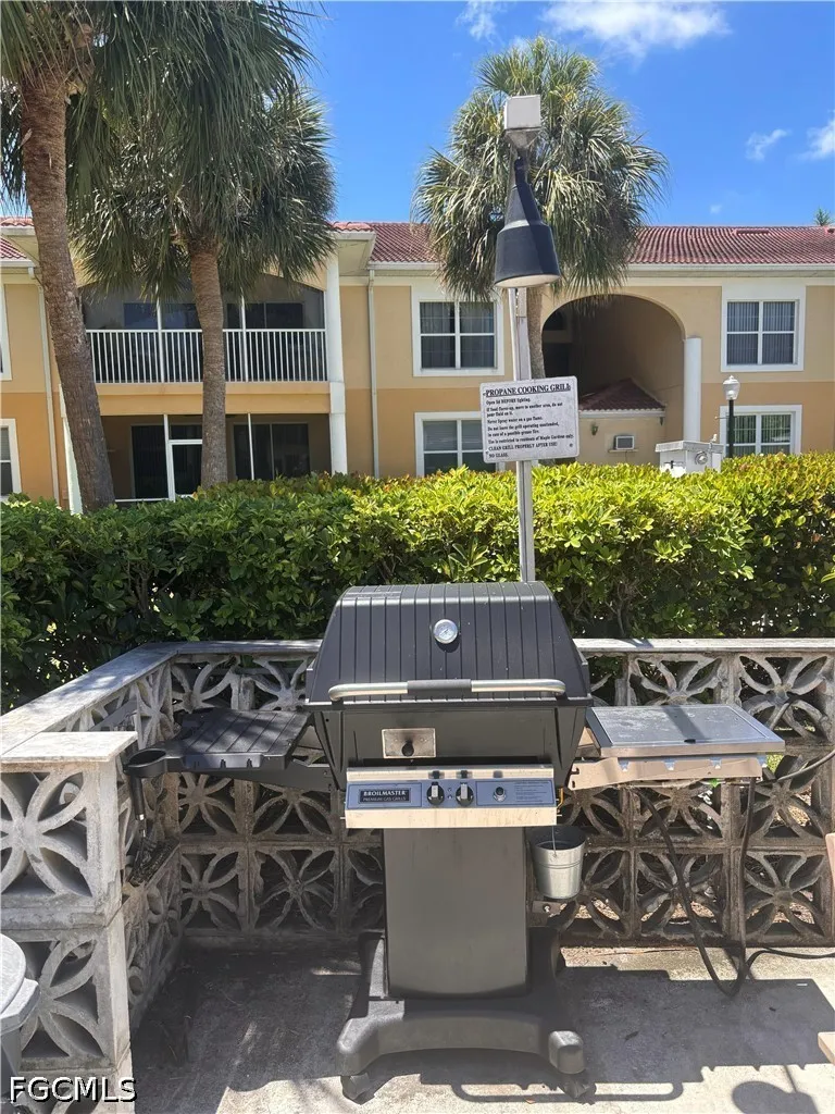 McGregor Boulevard #104 Fort Myers, FL 33919