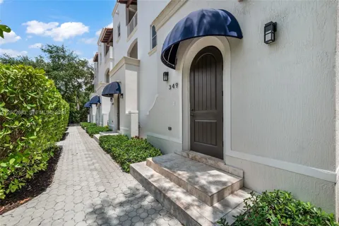 349 Madeira Ave #349