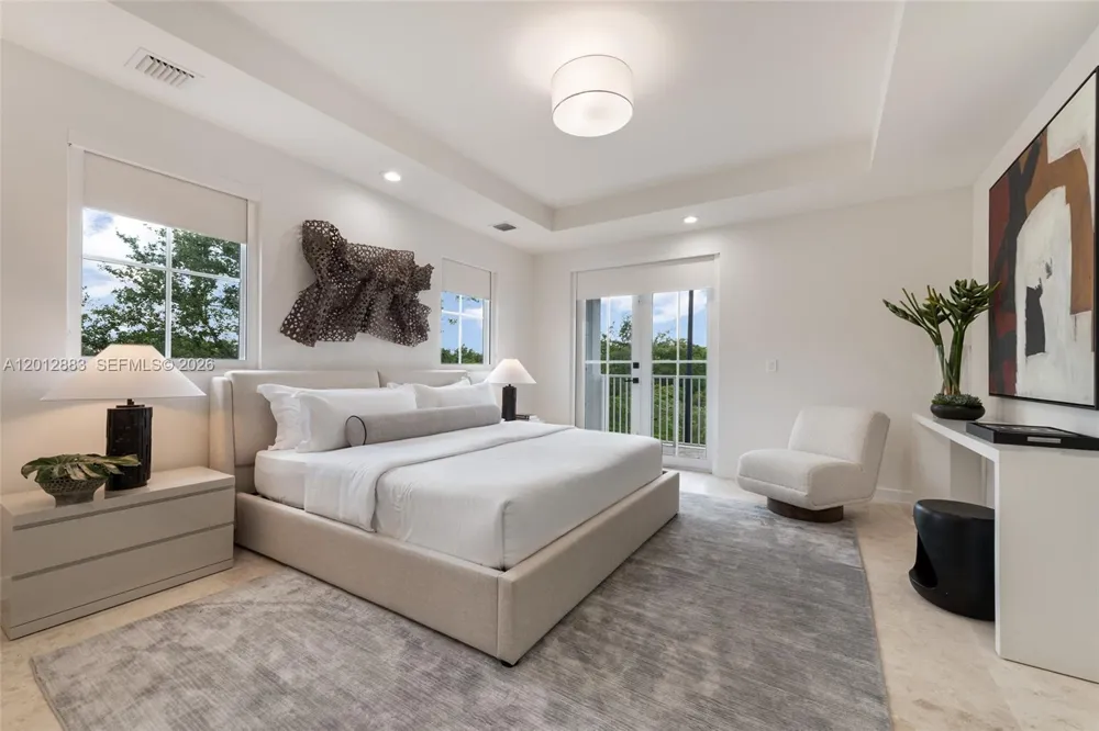 349 Madeira Ave #349 Coral Gables, FL 33134