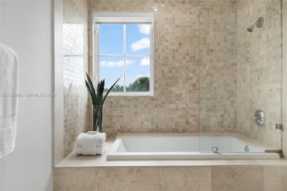 349 Madeira Ave #349 Coral Gables, FL 33134