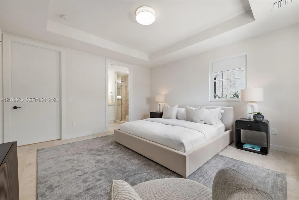 349 Madeira Ave #349 Coral Gables, FL 33134