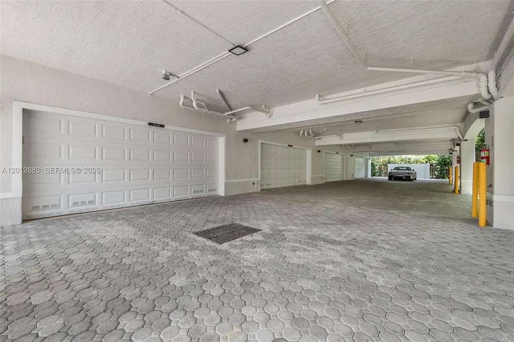 349 Madeira Ave #349 Coral Gables, FL 33134