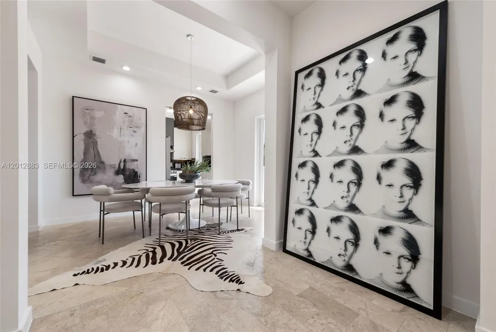 349 Madeira Ave #349 Coral Gables, FL 33134