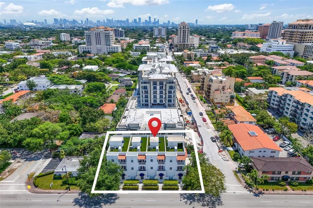 349 Madeira Ave #349 Coral Gables, FL 33134
