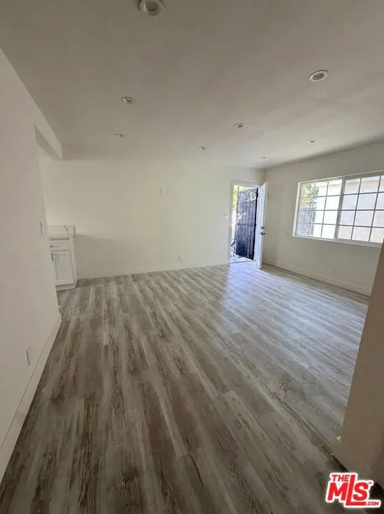 10218 Darby Avenue #3 Inglewood, CA 90303