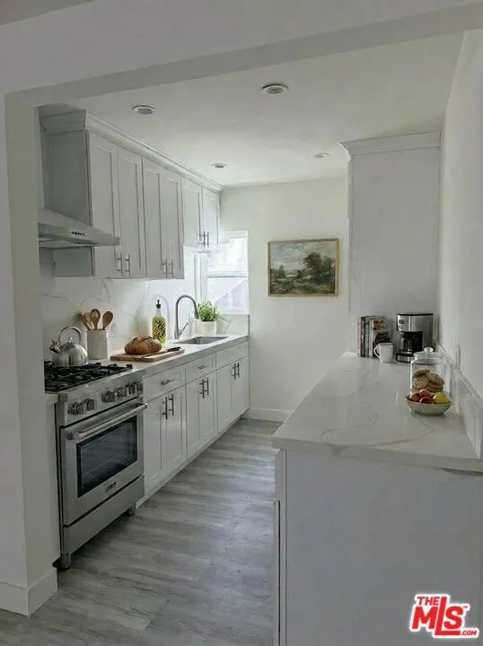 10218 Darby Avenue #3 Inglewood, CA 90303
