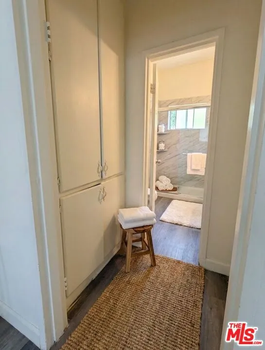 1833 S St Andrews Place #2 Los Angeles, CA 90019