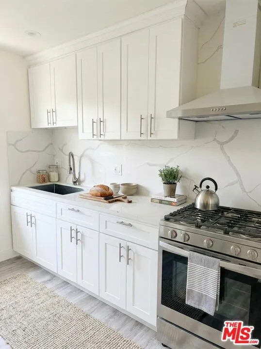 10218 Darby Avenue #4 Inglewood, CA 90303
