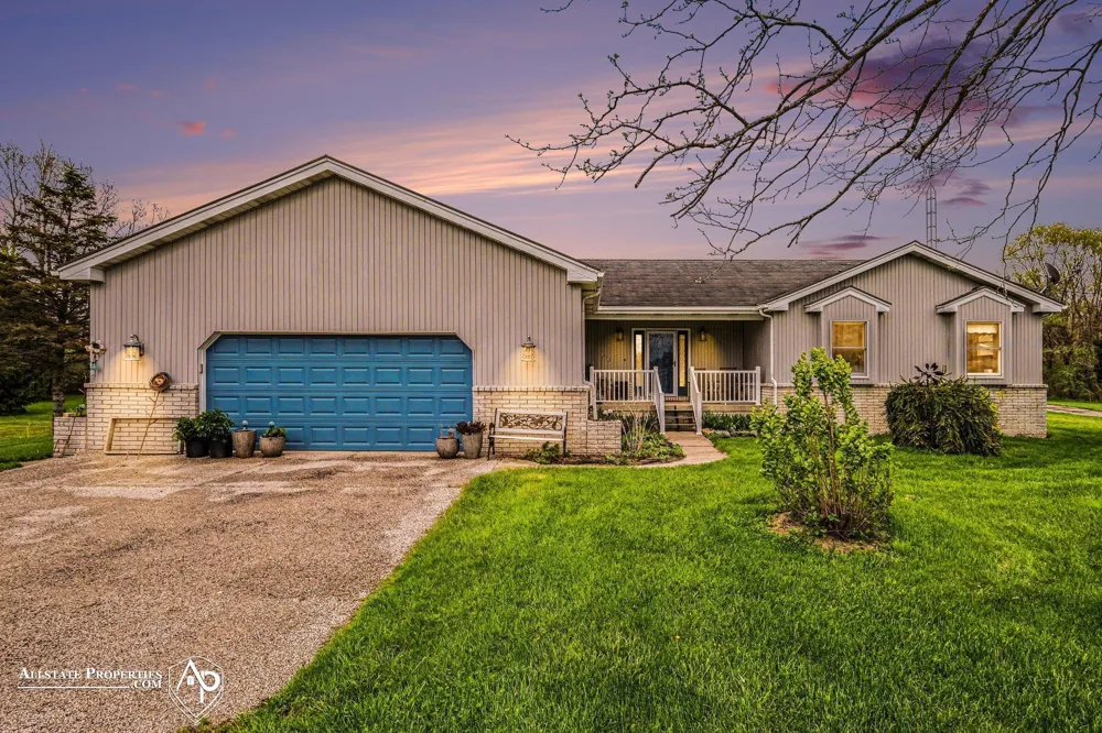 12301 S New Lothrop Road Burns Township, MI 48418