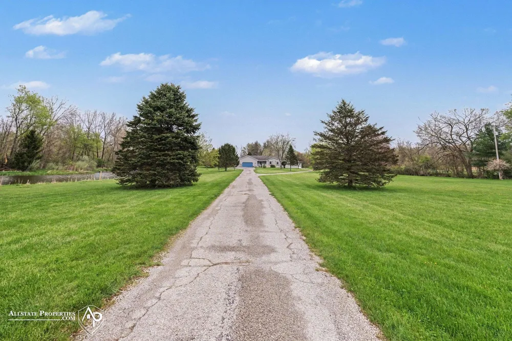 12301 S New Lothrop Road Burns Township, MI 48418