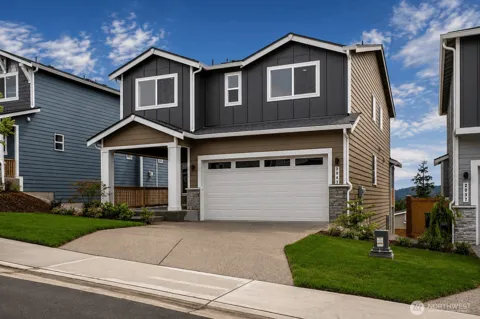 2043 NE Norseman Way