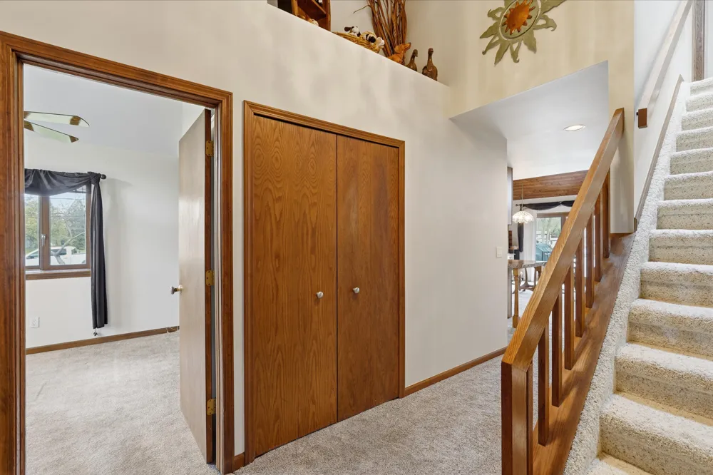 3750 Loch Drive Highland, MI 48357