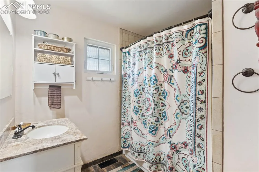 607 Navajo Avenue Simla, CO 80835