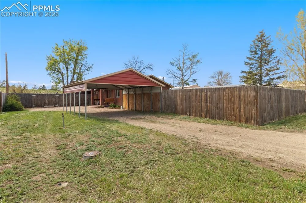 607 Navajo Avenue Simla, CO 80835