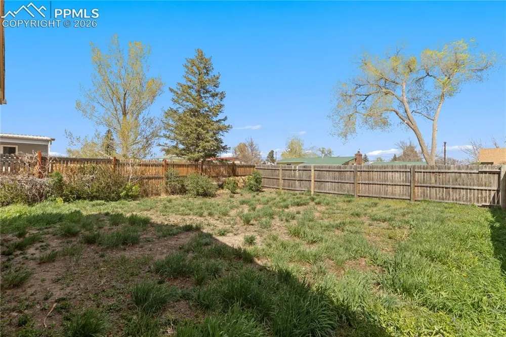607 Navajo Avenue Simla, CO 80835
