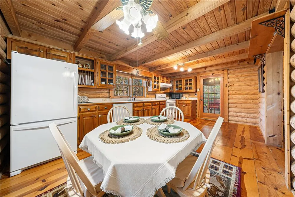 451 Pinecrest Road Sautee Nacoochee, GA 30571