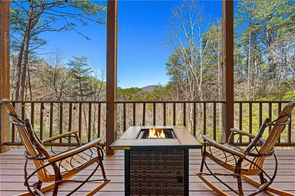 451 Pinecrest Road Sautee Nacoochee, GA 30571
