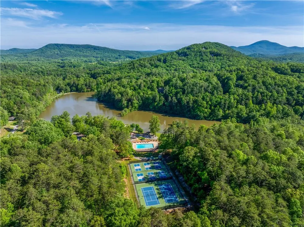 451 Pinecrest Road Sautee Nacoochee, GA 30571