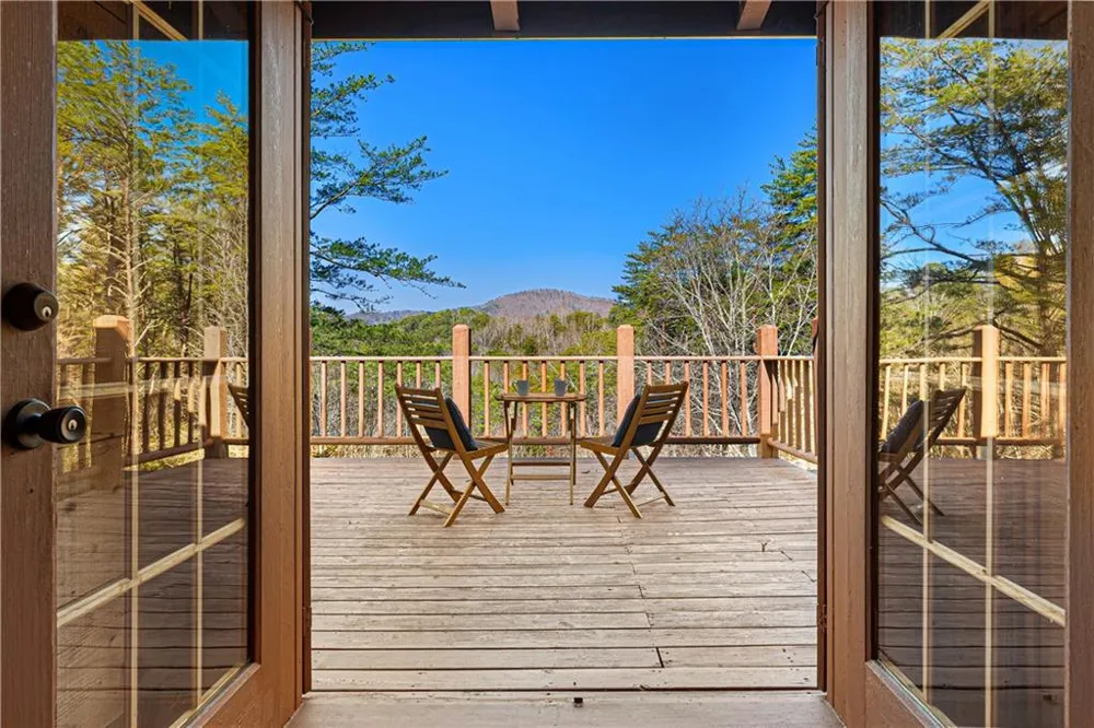451 Pinecrest Road Sautee Nacoochee, GA 30571