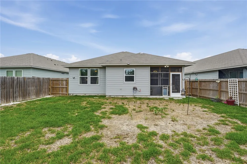 1924 Shellbank Avenue Aransas Pass, TX 78336