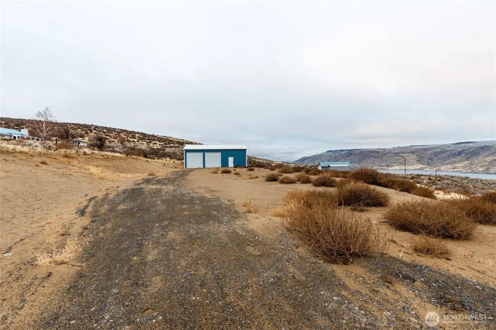 46435 Sunny Hills Lane Grand Coulee, WA 99133