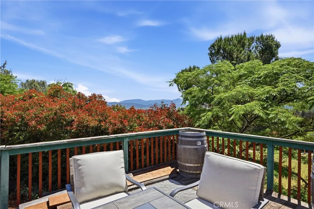 17860 Deer Hill Hidden Valley Lake, CA 95467