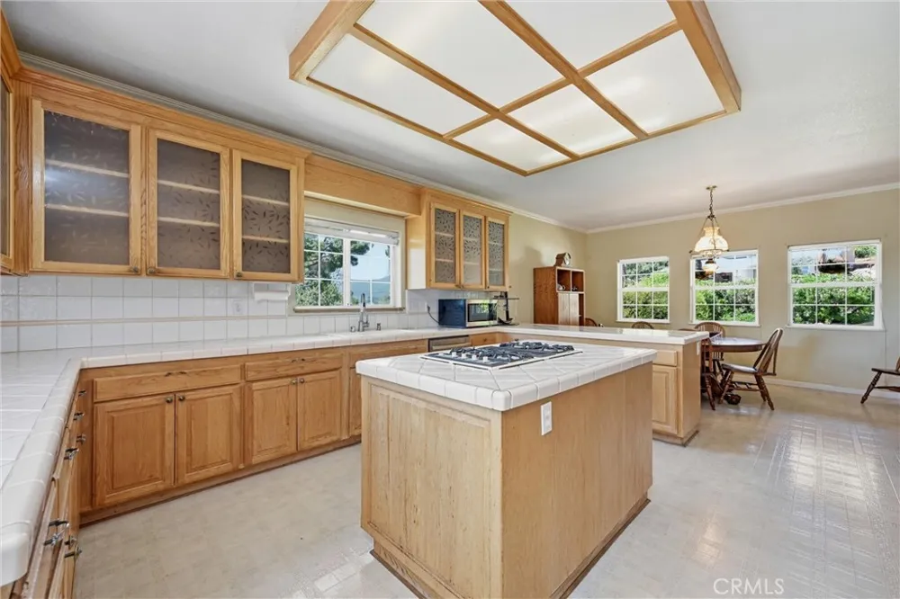 17860 Deer Hill Hidden Valley Lake, CA 95467