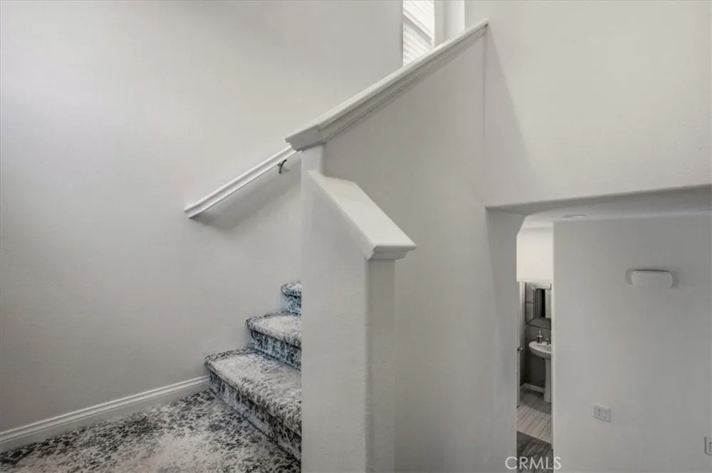 786 Plum #108 Pomona, CA 91767
