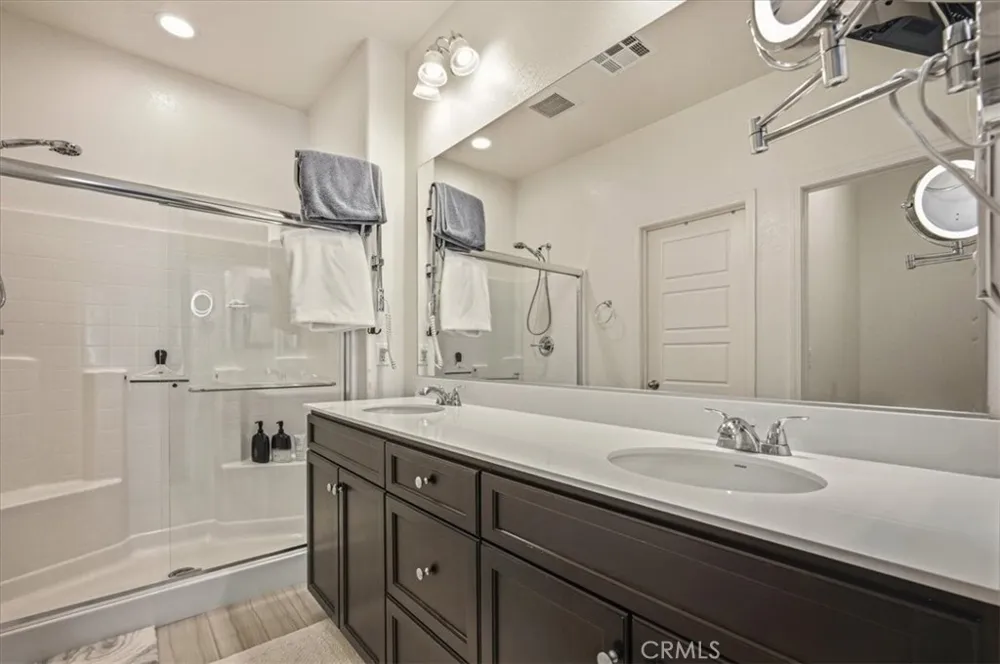 786 Plum #108 Pomona, CA 91767
