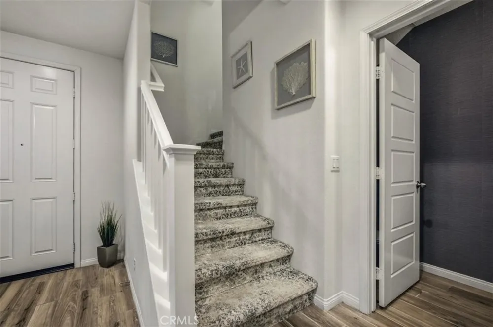 786 Plum #108 Pomona, CA 91767