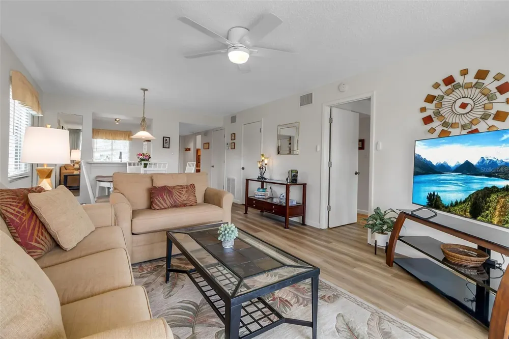 5224 LAKE VILLAGE DRIVE #67 Sarasota, FL 34235
